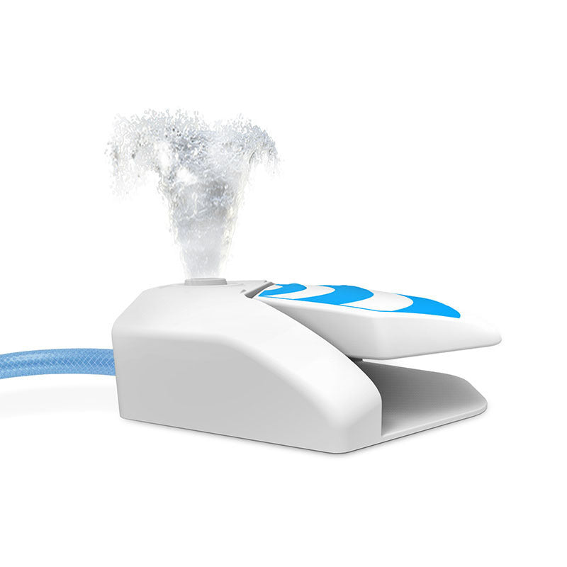 Pet outdoor water dispenser